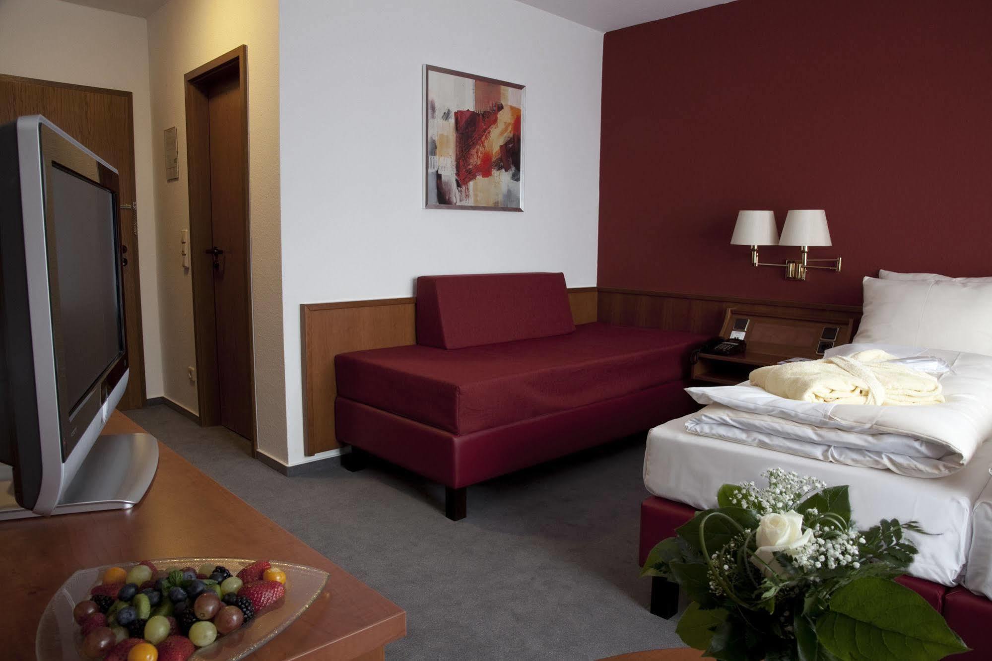 Parkhotel Frankfurt-Roedermark Rodgau Esterno foto